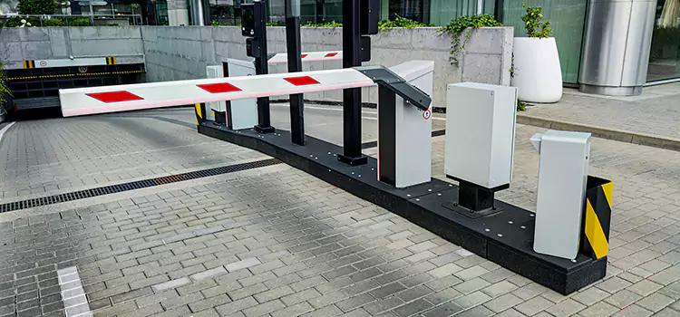 Custom Gate Design & Integration Valrico